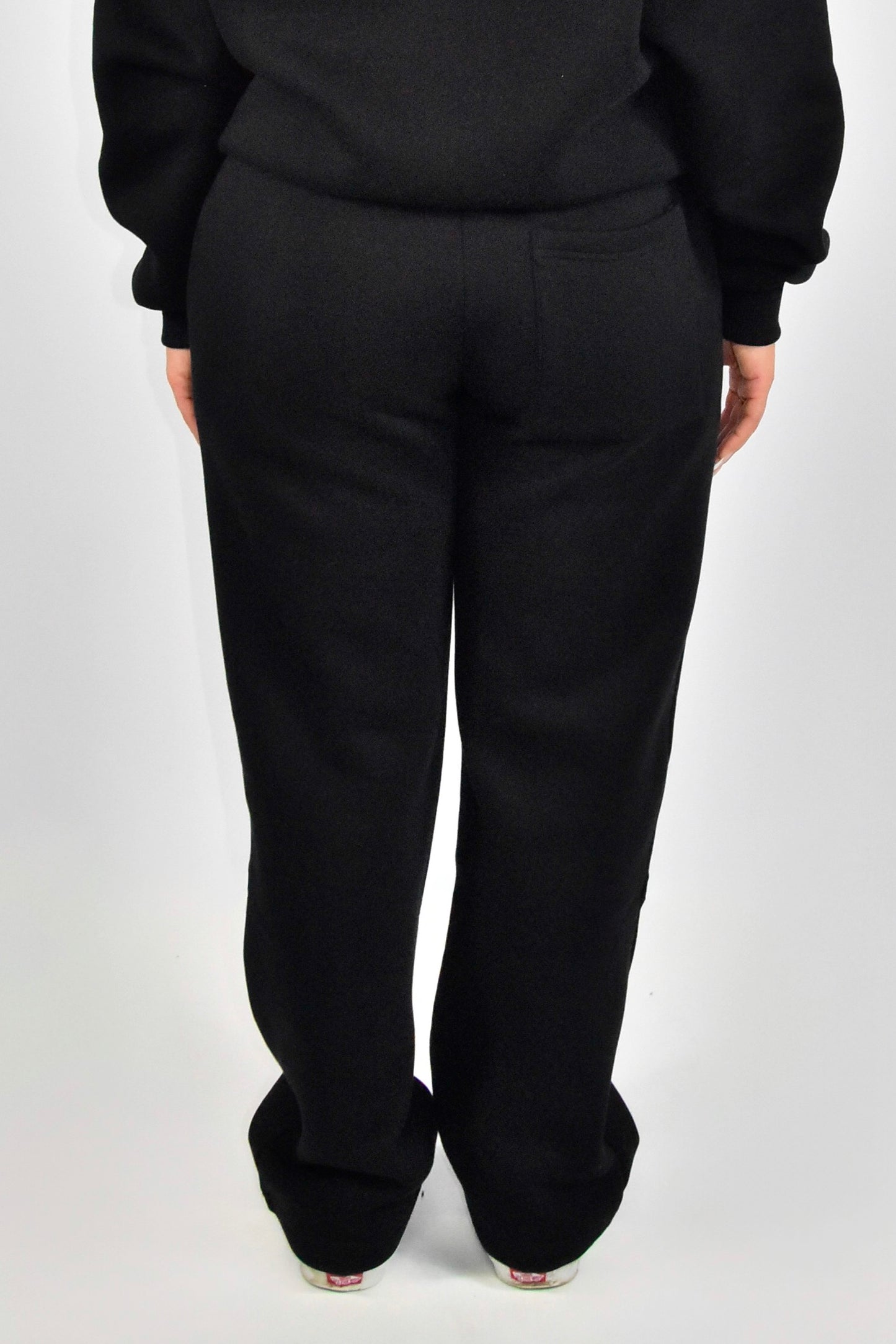 OPEN LEG JOGGER BLACK
