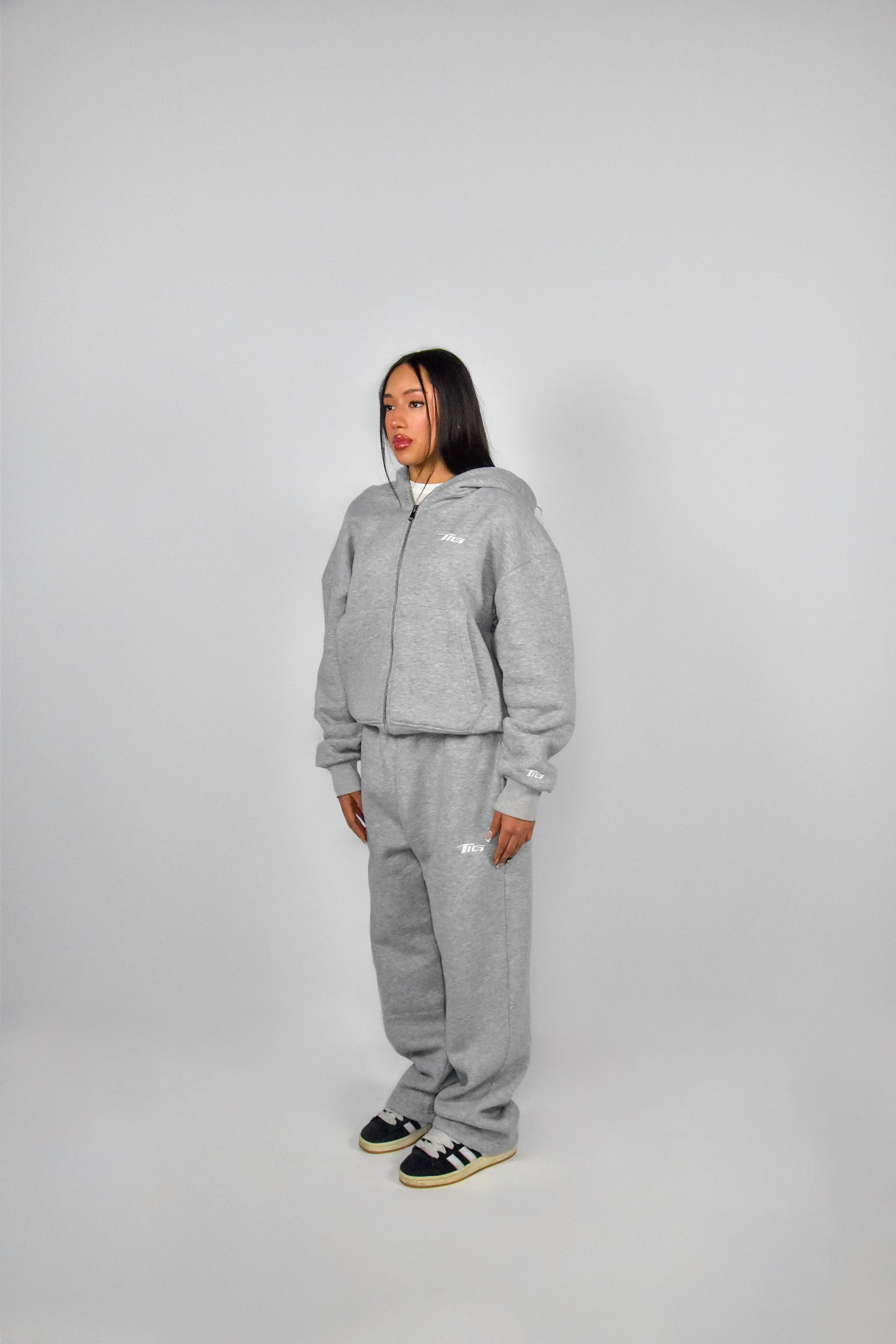 ZIP HOODIE GREY